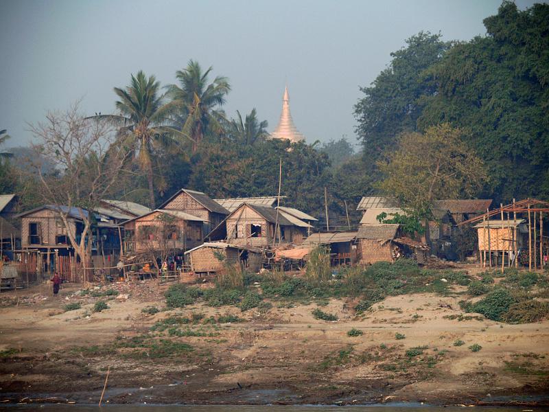 Burma III-092-Seib-2014.jpg - ditto (Photo by Roland Seib)